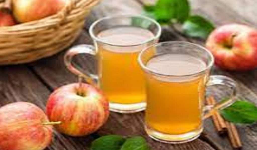 उन्हाळ्यात ‘सफरचंद दालचिनीचे’ पाणी ठरेल उपयुक्त