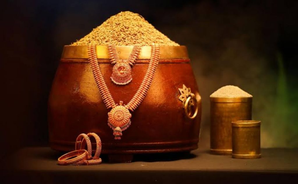 Akshaya Tritiya आणि सोनं खरेदीचा संबंध काय?